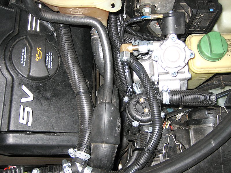 Audi A4 2000. gads 2,4 benzīns/gāze